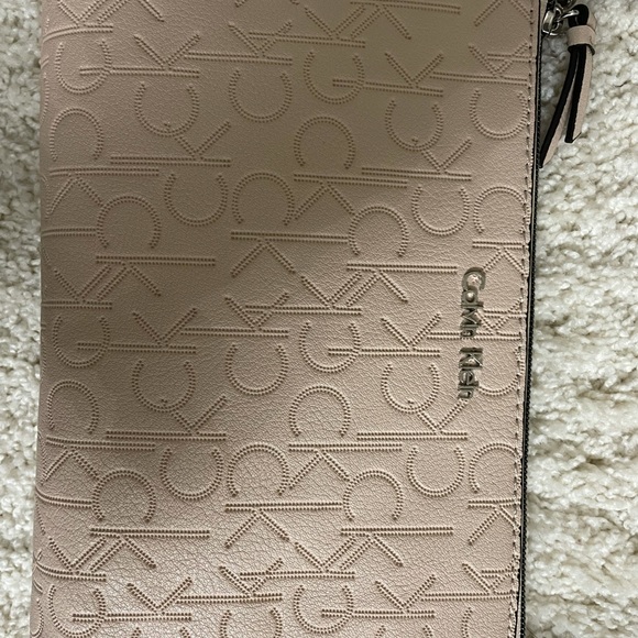 New Calvin Klein Shoulder Purse - Picture 3 of 6